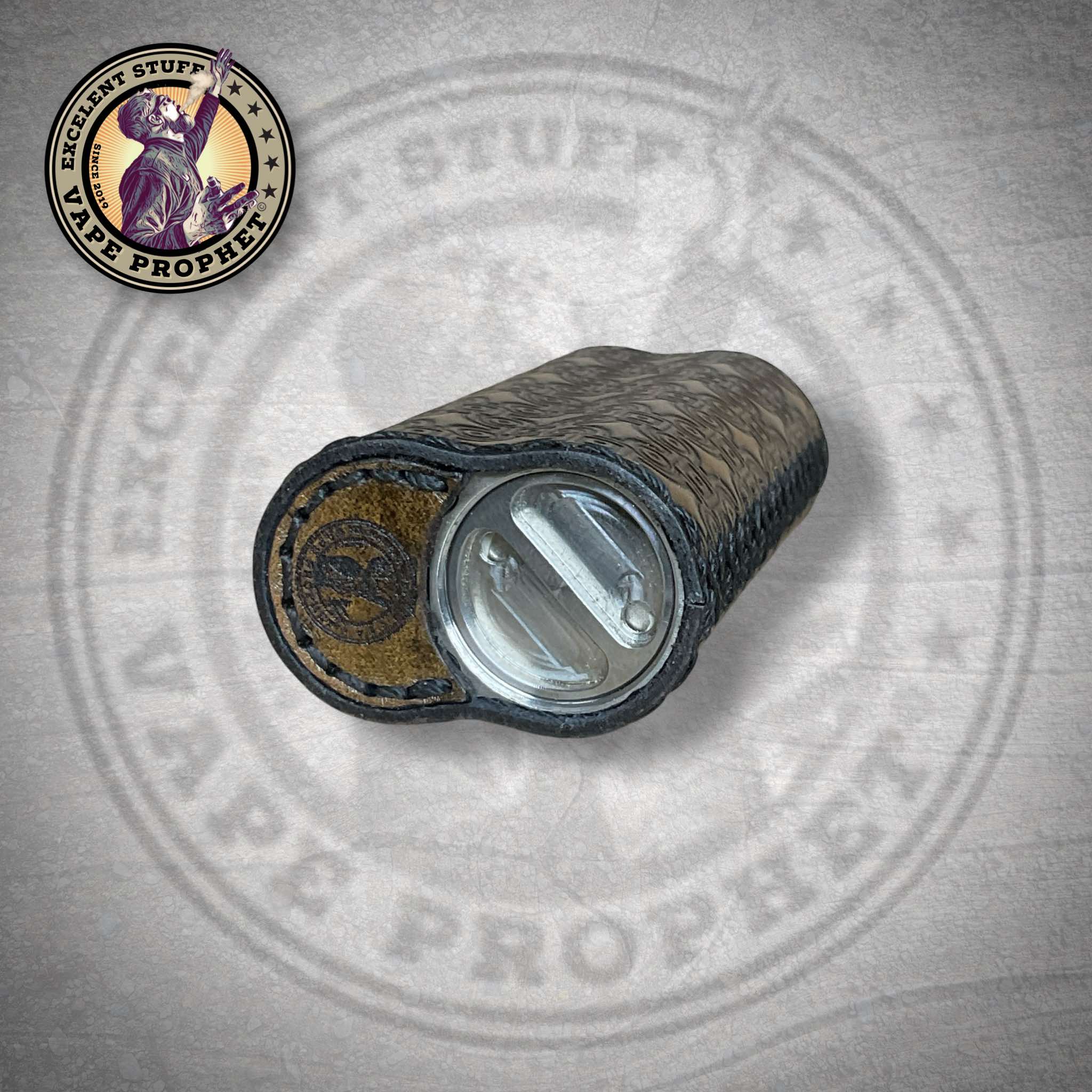 Leather Struktur Sleeve "Shifted", passend für die Pipeline Pro M/Dicodes Dani Micro 21700 