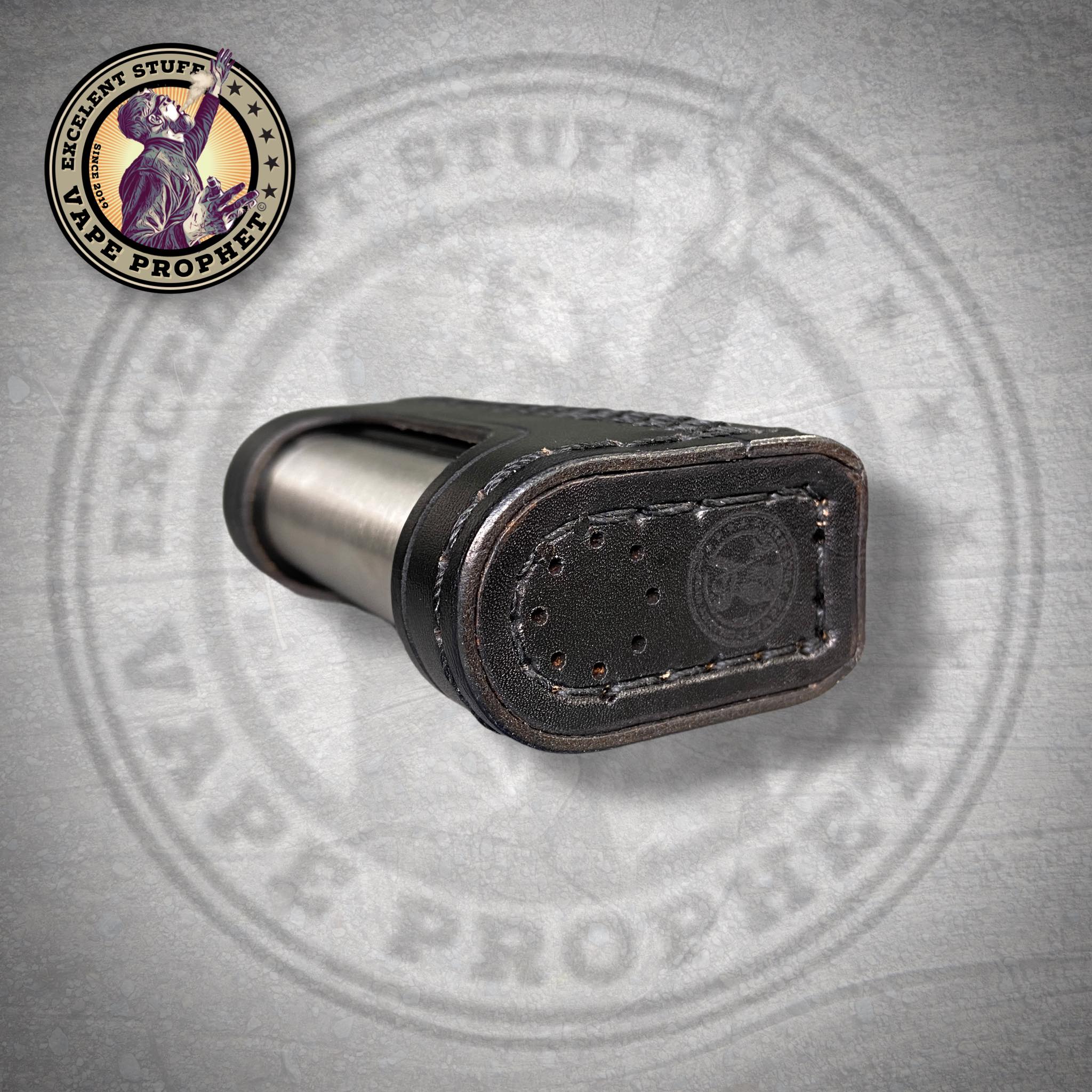 Leder Sleeve in schwarz mit VP Logo passend für ZQ Essent DNA 75C